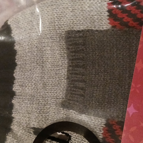 New Holiday Dog Sweater - Picture 4 of 5